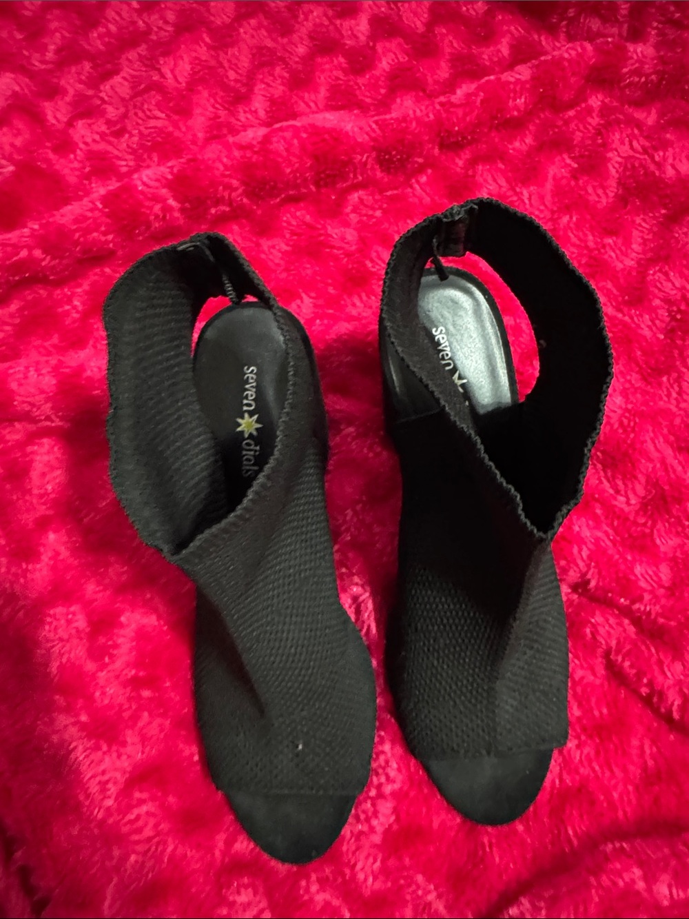 Seven Dials Black Open-Toe Stretch Slingback Heels